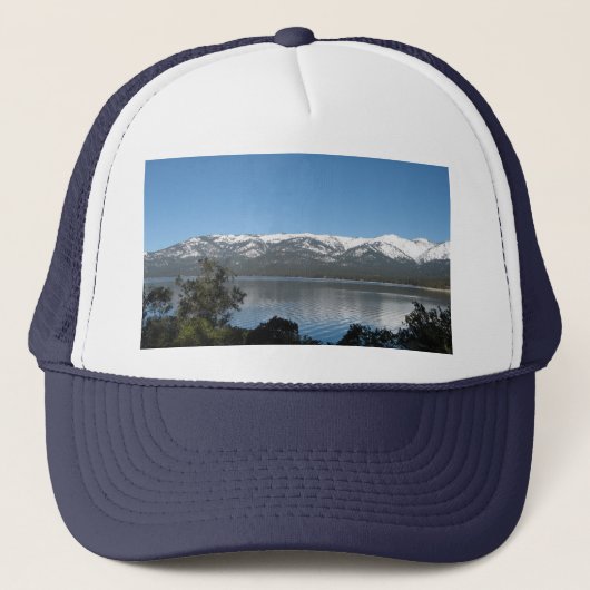 Snoepdorp Noord-Shore Lake Tahoe Trucker Pet (Voorkant)