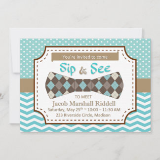 Snoepje kijken voor jongetje met dasje