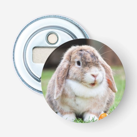 Snoezelkonijn Button Flesopener (Voorkant)
