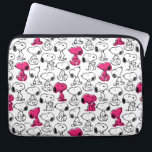 Snoopy Black & Magenta Pattern Laptop Sleeve<br><div class="desc">Kijk eens naar dit superschattige ontwerp met Snoopy in een zwart en magenta patroon.</div>