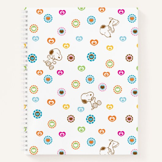 Snoopy Colorful Hearts Patroon Notitieboek (Voorkant)