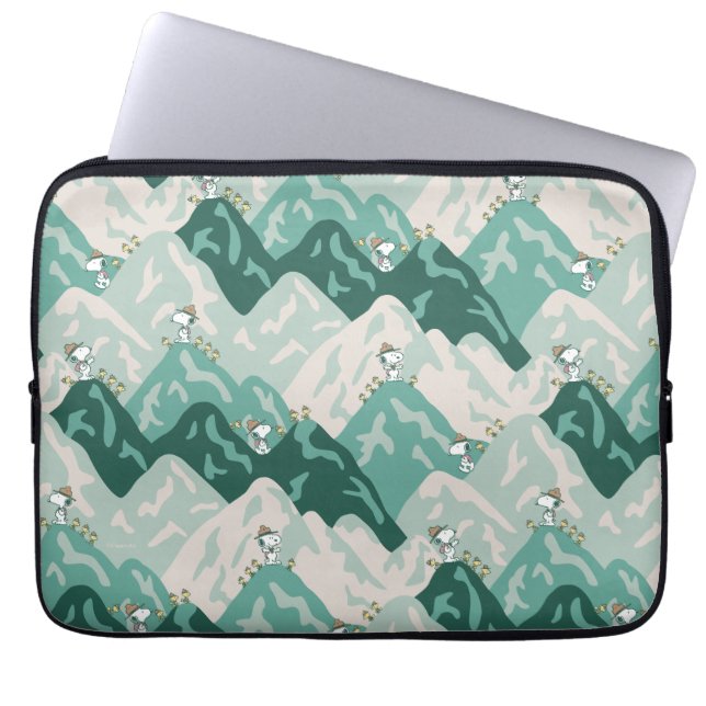 Snoopy Great Outdoor Pattern Laptop Sleeve (Voorkant)