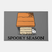Snoopy Halloween Spin Web Doghouse Deurmat (Voorkant)