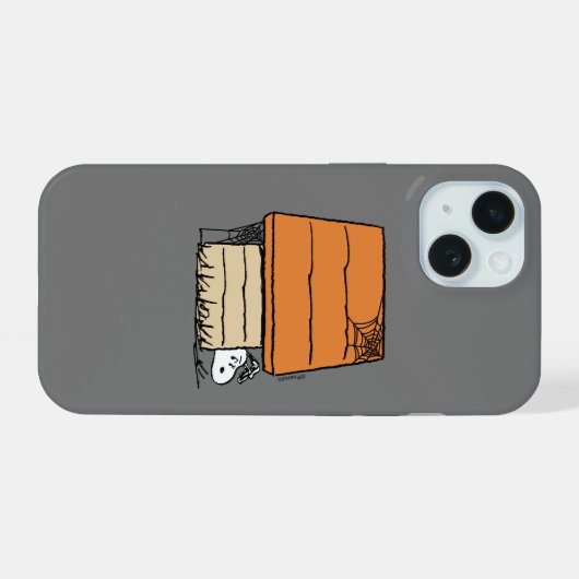 Snoopy Halloween Spin Web Doghouse iPhone 15 Case (Achterkant horizontaal)