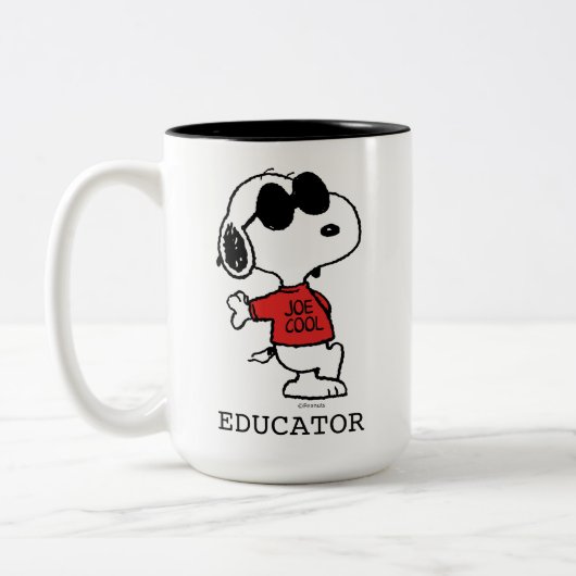 Snoopy "Joe Cool" leraar Tweekleurige Koffiemok (Links)