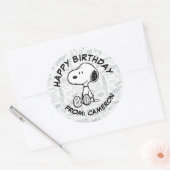 Snoopy op Black White Comics | Gefeliciteerd Ronde Sticker (Envelop)