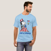 Snoopy Sewing 4 juli vlag T-shirt (Voorkant volledig)
