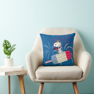 Snoopy van de vliegende luis op ijsPop Kussen