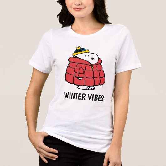 Snoopy Winter in Puffer Coat Tri-Blend T-shirt (Voorkant)