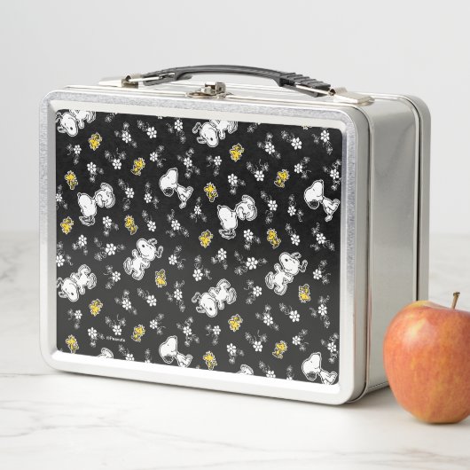 Snoopy & Woodstock Fun & Flowers (In situ)