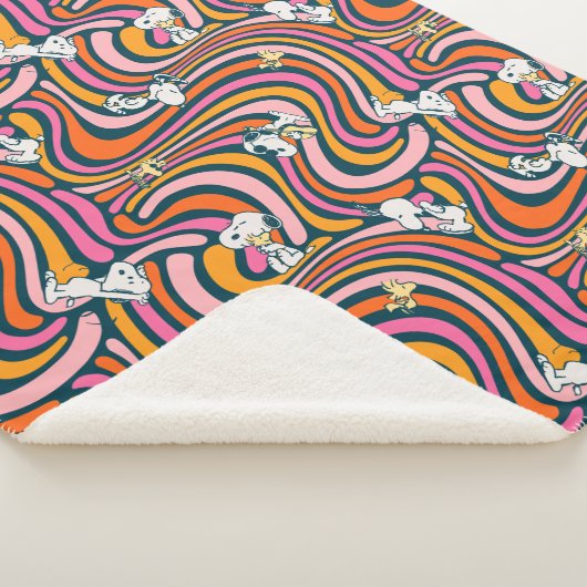 Snoopy & Woodstock Groovy Vibes Paarse Patroon Sherpa Deken (3/4)