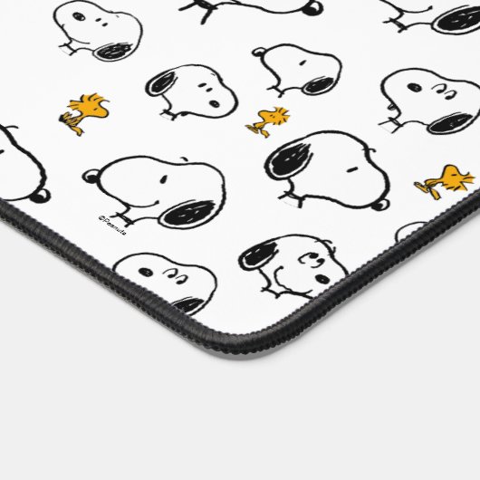 Snoopy & Woodstock Pattern Bureaumat (Hoek)