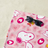 Snoopy & Woodstock Roze Hearts Patroon Strandlaken (In situ)