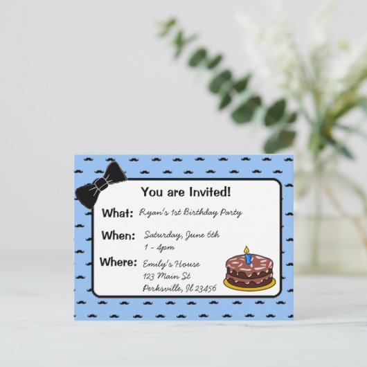 Snor en boog stropdas 1e verjaardag uitnodiging (Staand voorkant)