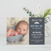 Snorharige kleine man 1e verjaardag jongen schoolb kaart (Staand voorkant)