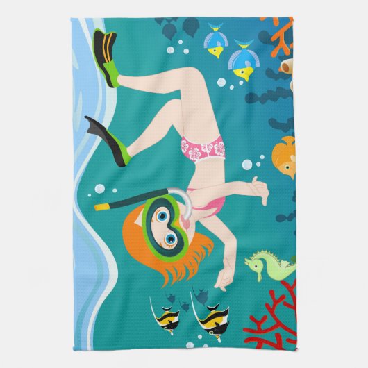 Snorkelend meisje onder het zee theedoek (Verticaal)