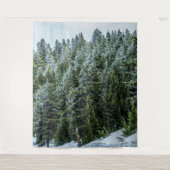 Snow Bank Woodlands // Pine Tree Forest Wandkleed (Voorkant)
