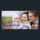 Snow Bubbles Happy Hanukkah-fotokaart Feestdagenkaart<br><div class="desc">Fijne en stijlvolle Sneeuwbels Happy Hanukkah-fotokaart is perfect voor uw kaart die dit vakantieseizoen verstuurt. Heeft overeenkomende accessoires.</div>