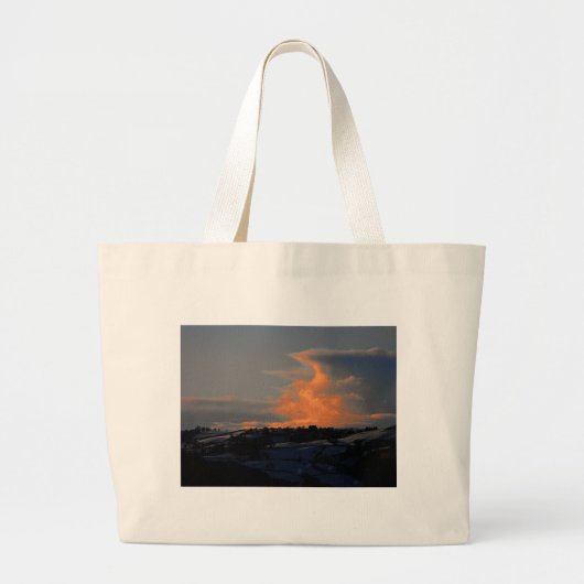 Snow Cloud over Newtown, powys Grote Tote Bag (Voorkant)
