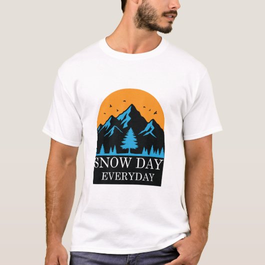 Snow Day Everyday Sunset Mountain Winter T-Shirt (Voorkant)