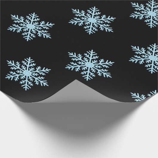 Snow Flake Wrapping Paper On Black Backing Cadeaupapier (Hoek)