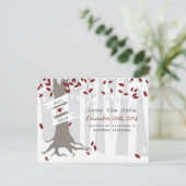 Snow Forest Winter Red Wedding Save Date Briefkaar Aankondigingskaart (Staand voorkant)