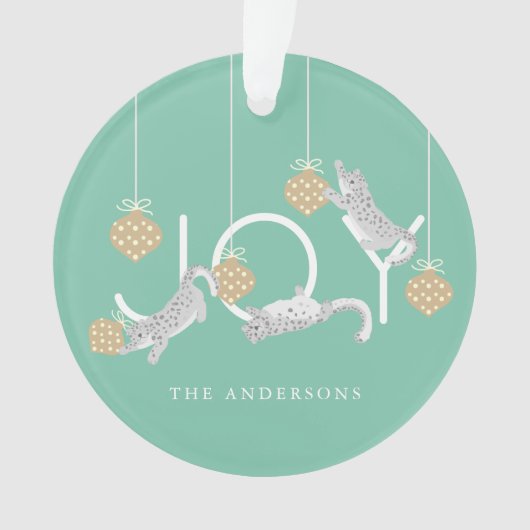 Snow Leopards & JOY Green Christmas Foto Ornament (voorkant)