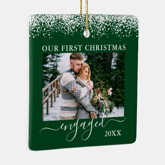 Snow Top Our First Kerstman Engaged Photo Green Keramisch Ornament (Rechts)