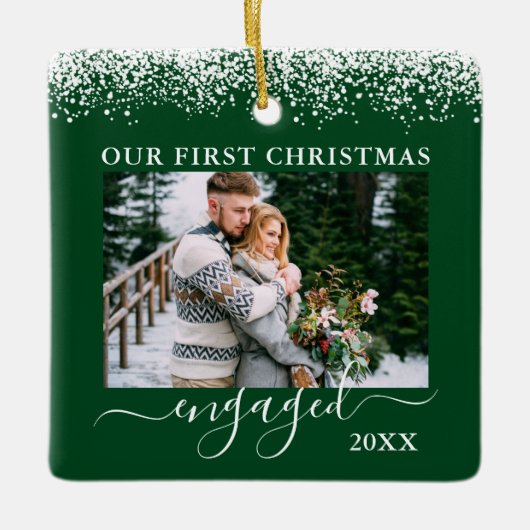 Snow Top Our First Kerstman Engaged Photo Green Keramisch Ornament (Voorkant)