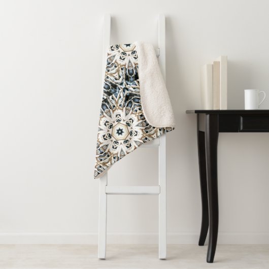 Snow Web Sherpa Deken (In situ)