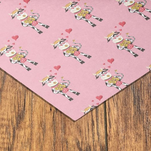 Snowbell in liefdesroze tissuepapier