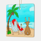 Snowbird Kerstmis, Kerstman en rendier op strand Keramisch Ornament (Links)