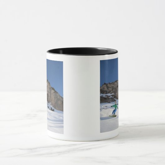 Snowboarder free riding mok (Midden)