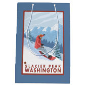 Snowboarder Scene - Glacier Peak, Washington Medium Cadeauzakje (Achterkant)