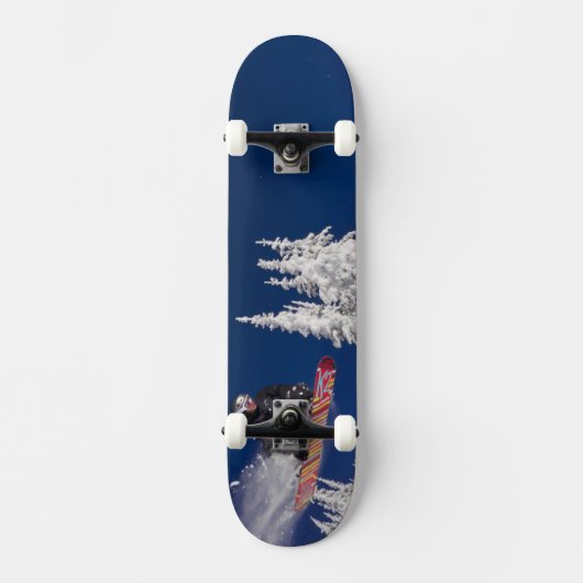 Snowboarding action at Whitefish Mountain Resort Persoonlijk Skateboard (Voorkant)