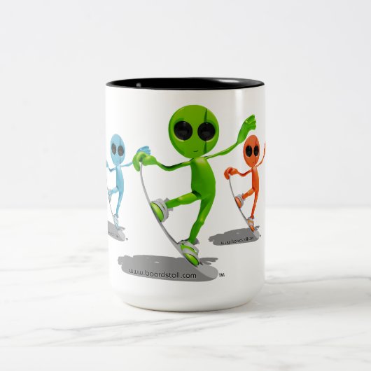 Snowboarding Aliens Mok (Center)