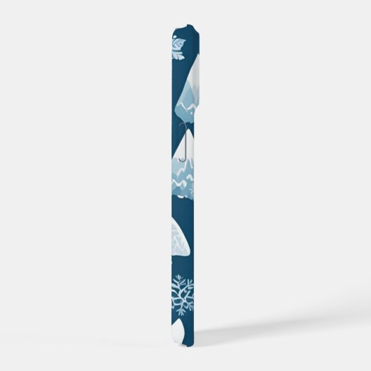 Snowcapped Bergen met Pine Trees Snowflakes iPhone 15 Case (Rechterkant)