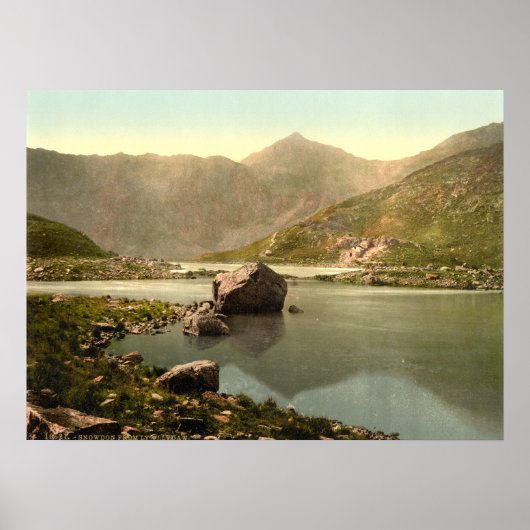 Snowdon uit Llyn Llydaw, Gwynedd, Wales Poster (Voorkant)