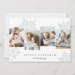 Snowdrop 4 Foto Collage Hanukkah Feestdagenkaart<br><div class="desc">Uniek modern Hanukkah-kaartontwerp biedt favoriete foto's naast elkaar met te grote sneeuwvloksilhouettes op de achtergrond. Personaliseer uw familienaam/-namen en het jaar onder "Joyous Hanukkah" in klassieke letters.</div>