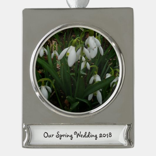 Snowdruppels I (Galanthus) White Spring Flowers Verzilverd Banner Ornament (Voorkant)