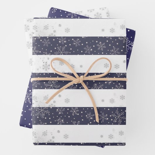 Snowflake Blue White Kerststreping Inpakpapier Vel (In situ)