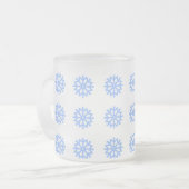 Snowflake Blue Winter Festive Pattern Matglas Koffiemok (Voorkant links)