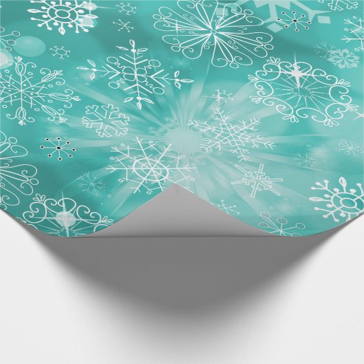 Snowflake Bokeh Blauwgroen Cadeaupapier (Hoek)