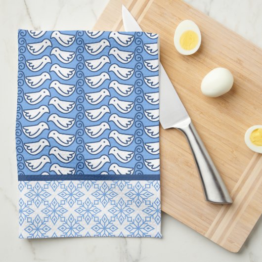 Snowflake en Dove Pattern Winter Kitchen Towel Theedoek (Quarter Fold)