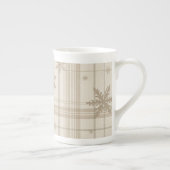Snowflake Gingham Plaid Mug – Cozy Neutral Farm Porselein Kop (Rechts)
