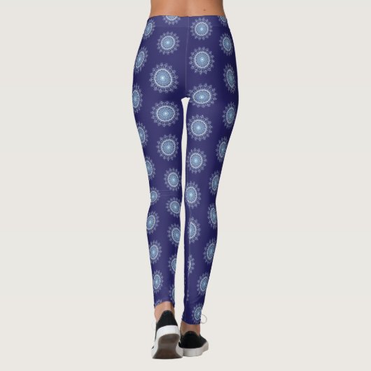 Snowflake mandala blauwe leggings (Achterkant)