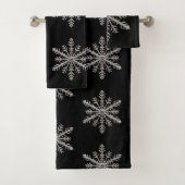Snowflake Matte Black Bad Handdoek (Insitu)