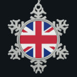 Snowflake Ornament met vlag van het Verenigd Konin<br><div class="desc">Vier het vakantieseizoen met een vleugje Britse trots met behulp van ons prachtige sneeuwvlok ornament met de vlag van het Verenigd Koninkrijk! Dit ornament, vervaardigd met nauwgezette aandacht voor detail, mengt de iconische elementen van de Britse vlag naadloos in een delicaat sneeuwvlokontwerp. Het levendige ontwerp integreert op creatieve wijze de...</div>