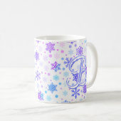 Snowflake Pastel Pink and Blue Elegant Monogrammen Koffiemok (Voorkant rechts)