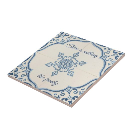 Snowflake pattern blue & white holiday custom name tegeltje (Zijkant)